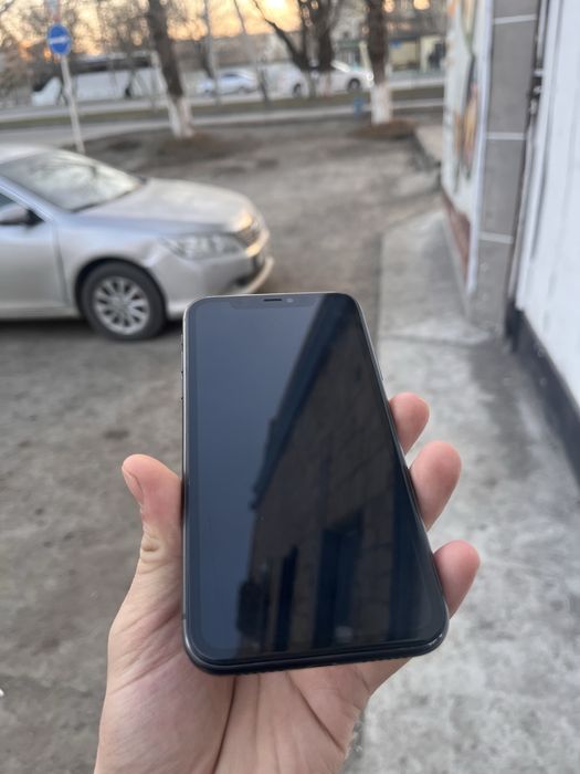 Айфон 11 б/у 50т