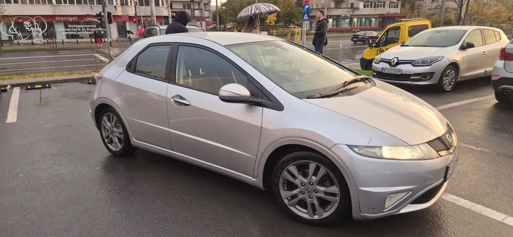 Honda Civic Hatchback 5D 1.8 benzina 2011