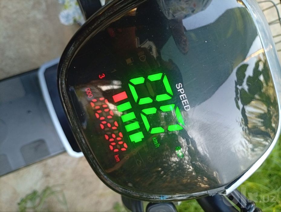 Elektro skuter sotiladi ! Srochno!