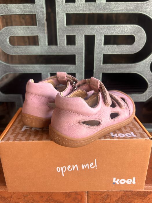 Боси сандали Koel Deen Napa