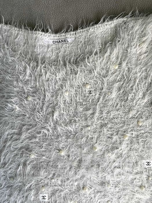 chanel пуловер сив пухкав с дълъг ръкав космат шанел блуза дълъг ръкав