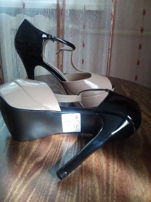 босоножки новые женские