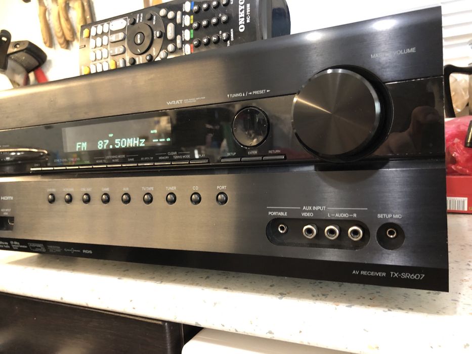 Onkyo TX-SR607 resiver