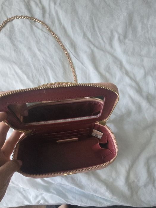 Малка розова чанта Chanel