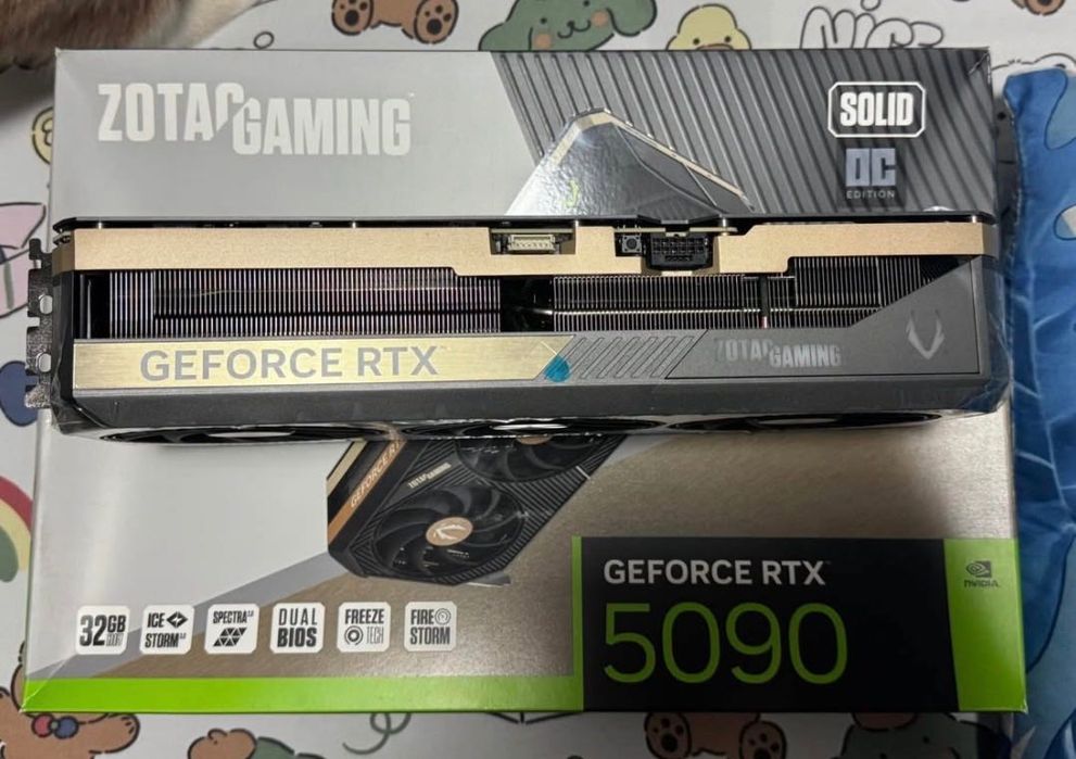 Видеокарта ZOTAC GeForce RTX 5090 SOLID OC 32GB GDDR7