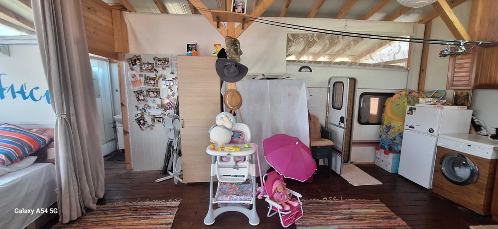 Каравана на първа линия в Арапя