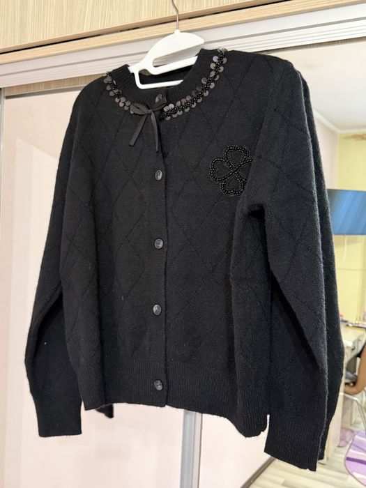 Cardigan fundita nou