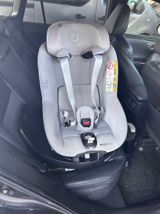 Scaun copil Maxi Cosi Pearl 360 + baza rotativa Isofix
