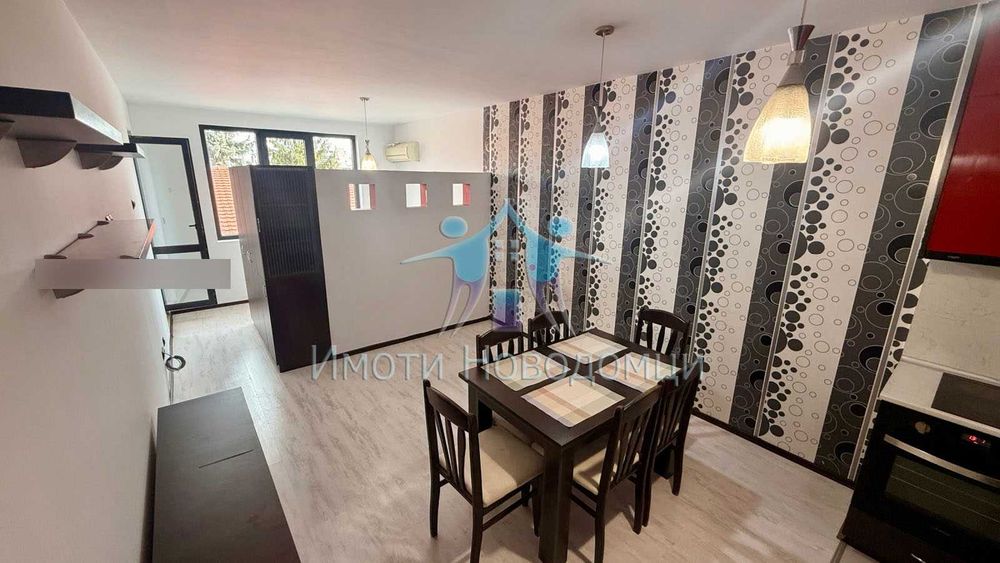 Продава се Тристаен апартамент в Шумен, Пазара - 86 кв.м за 1080 €/кв.м - Снимка #2