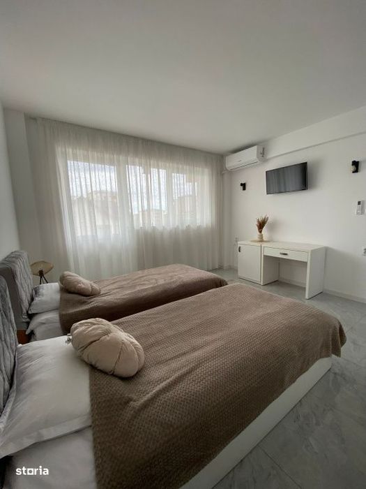 Apartament 4 camere decomandat, 110 mp, zona Consul, Utilitati incluse