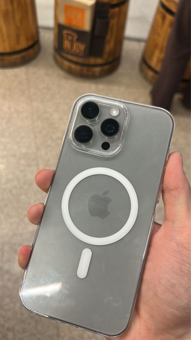 Iphone 16 pro max 256, e sim