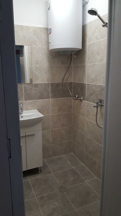 Дава се под наем Двустаен апартамент в Варна, Бизнес хотел - 64 кв.м за 338.64 € - Снимка #1