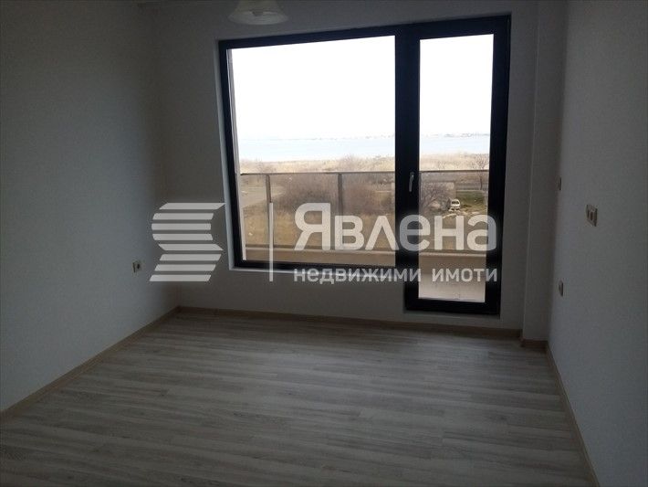 Продава се Двустаен апартамент в Поморие - 58 кв.м за 1466 €/кв.м - Снимка #2