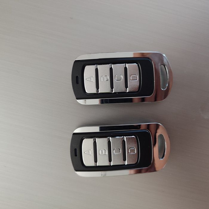 Дистанционно  дубликатор 4 Бутона портал бариера гаражна врата