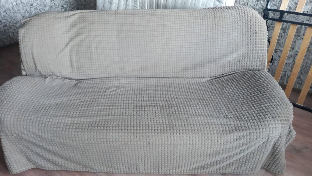 Продам диван -книжка, х/с.Длина 2м