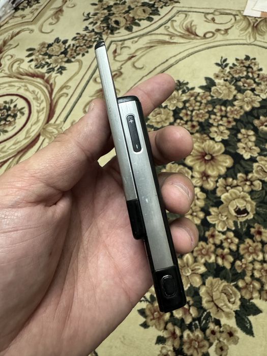 Nokia 6500 slider сотилади
