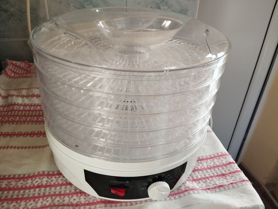 Уред за сушене на плодове и зеленчуци