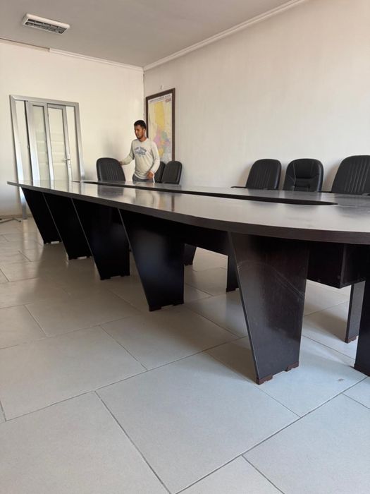 Продам Конференц стол