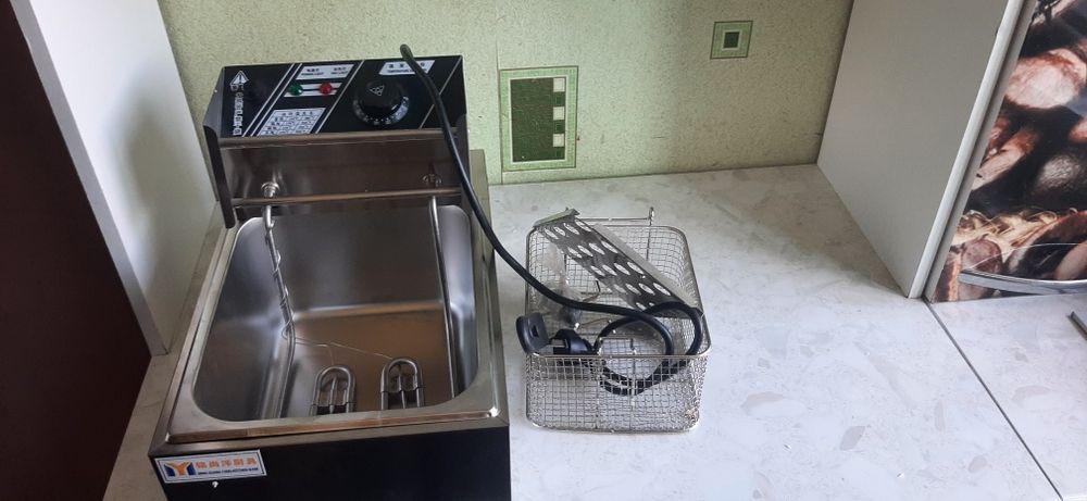 Фритюрница, чикен аппарат