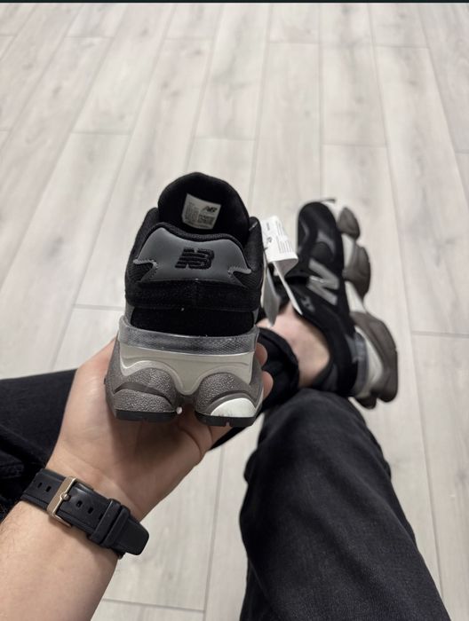 Adidasi New Balance 9060 negru