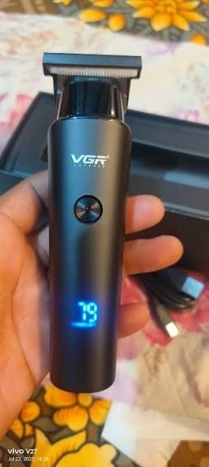 VGR V-937 — Professional Trimmer

Xususiyatlari:
• Kuchli 8W motor
• M