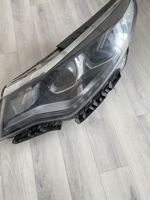 Фара левая КИА К5