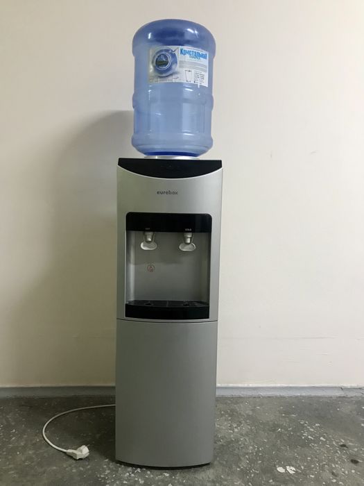 Кулер для воды eurobox