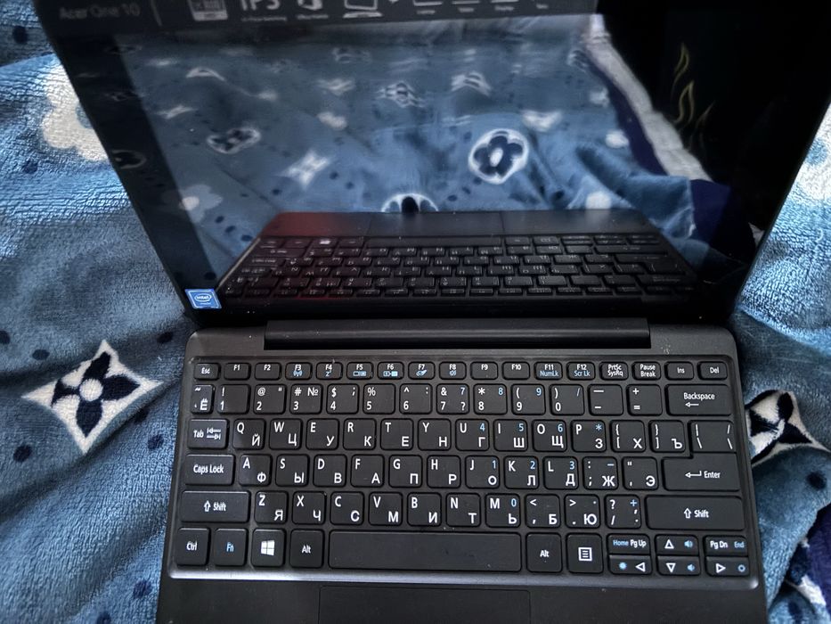 Продам плоншет  ACER