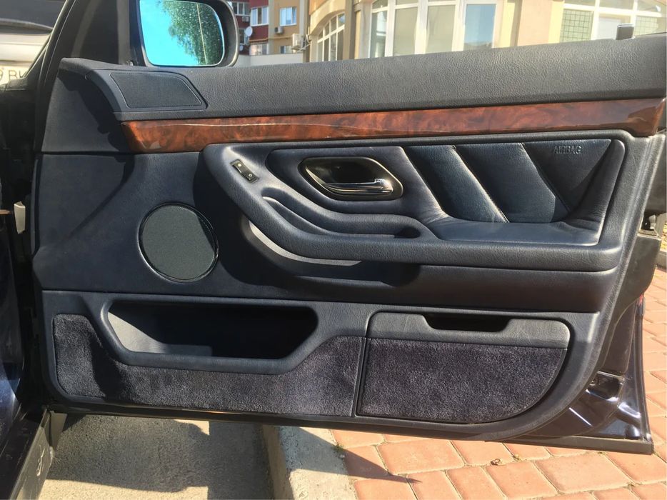 Обшивки дверей е38