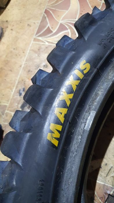 2025 Maxxis (110 90 19)