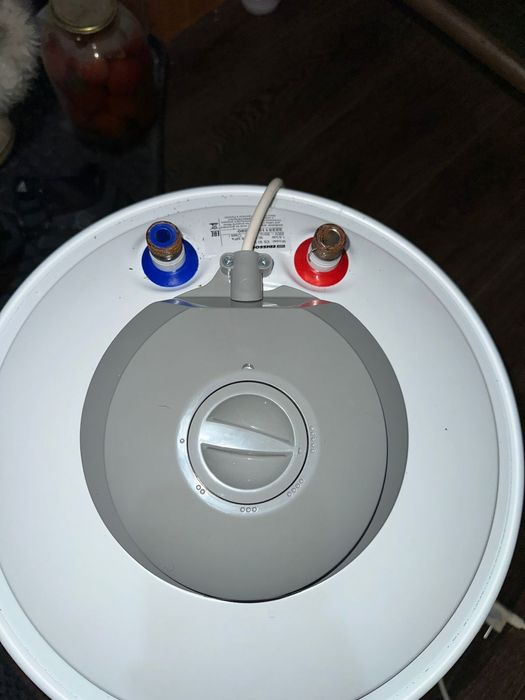 Водонагреватель 30 литров