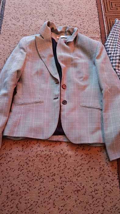 Продам пиджаки женские