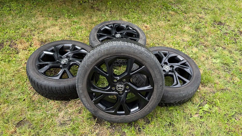Оригинални 18" джанти Toyota CH-R (18x7J ET50 5x114.3) + зимни гуми NEXEN 225/50R18 99H