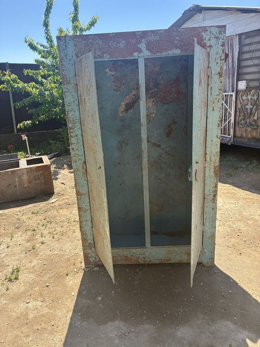 Сейф  4 штуки Алматы