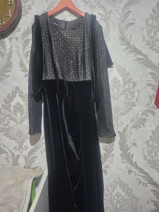 Платье женское платье