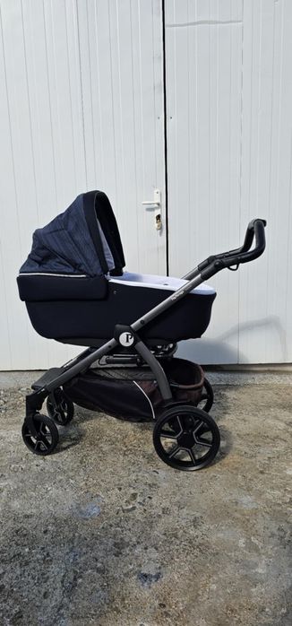 Количка Peg Perego Book с три коша и isofix база за кола