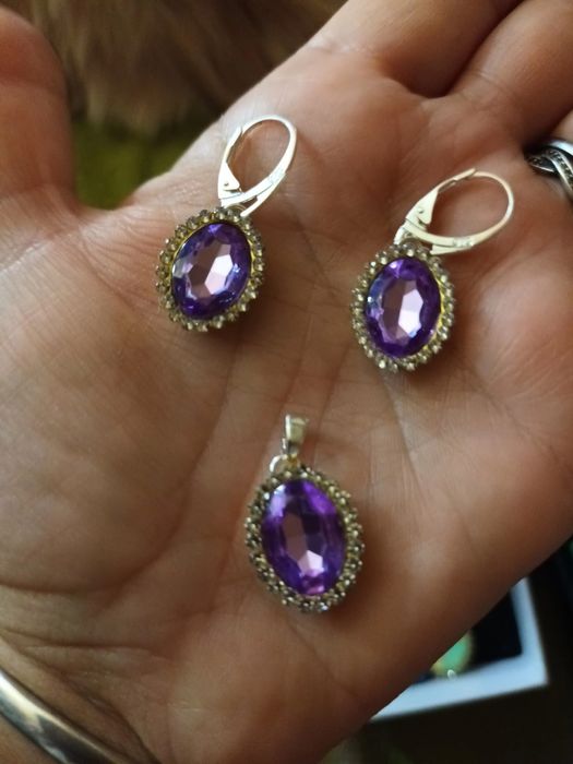 Set frumos dama pietre mov și strasuri