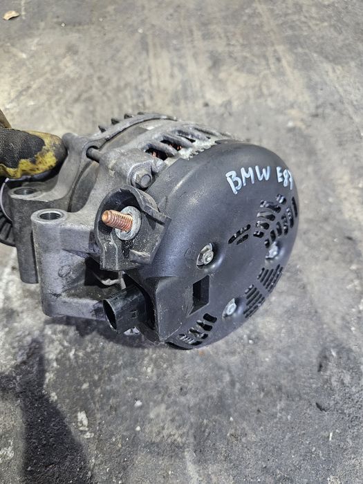 Генератор за Bmw e87 116i