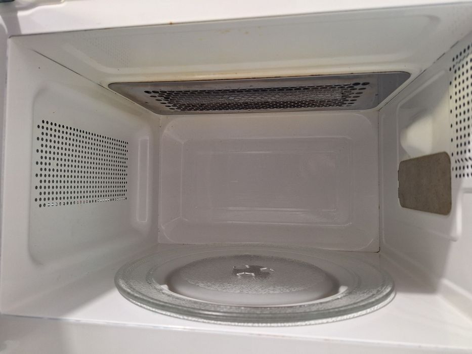 Микровълнова фурна Candy ГРИЛ