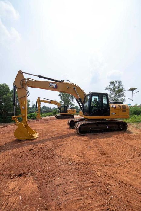 Занжирли экскаватор 320 GX, Гусеничный экскаватор CAT 320GX