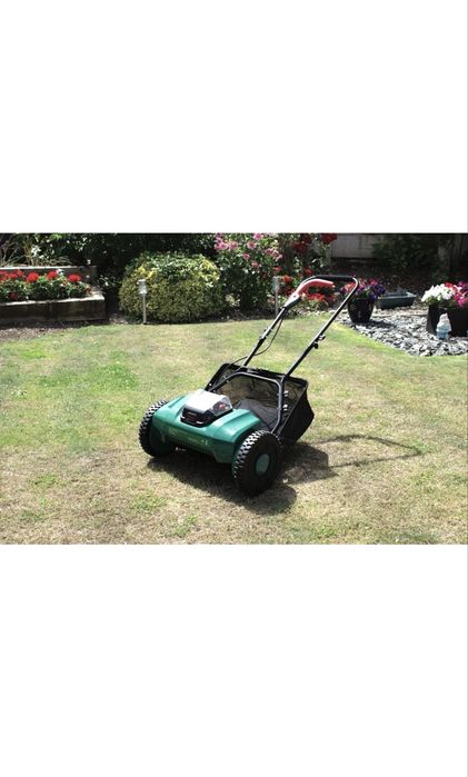 mașină de tuns iarba compactă Eckman 40V fără fir