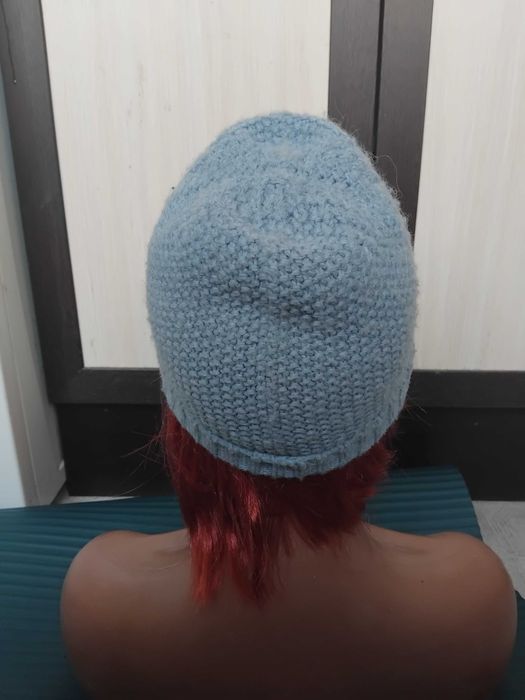 Висококачествена Италианска Вълнена Дамска Шапка