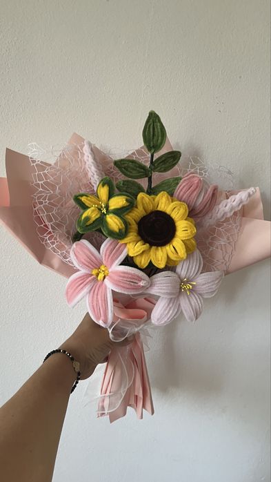 Buchet flori sarma plusata