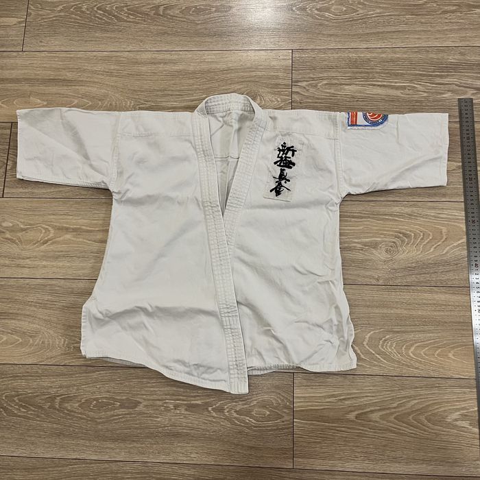 Кимоно, каратэ, киокушинкай