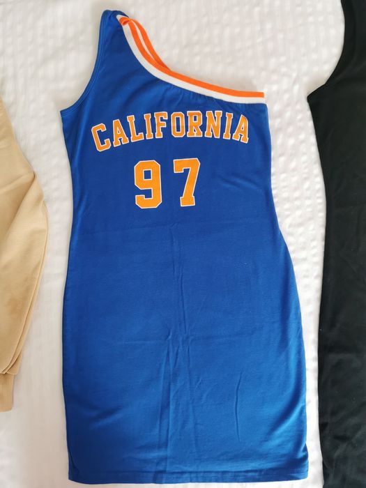 Лот роклички всяка по 5 лв