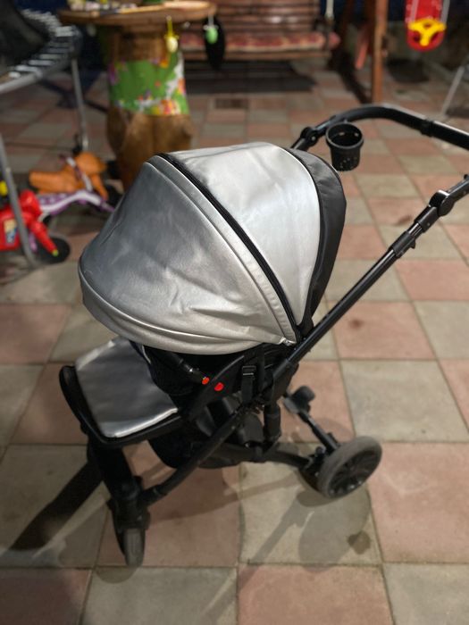Cărucior Bebeluși