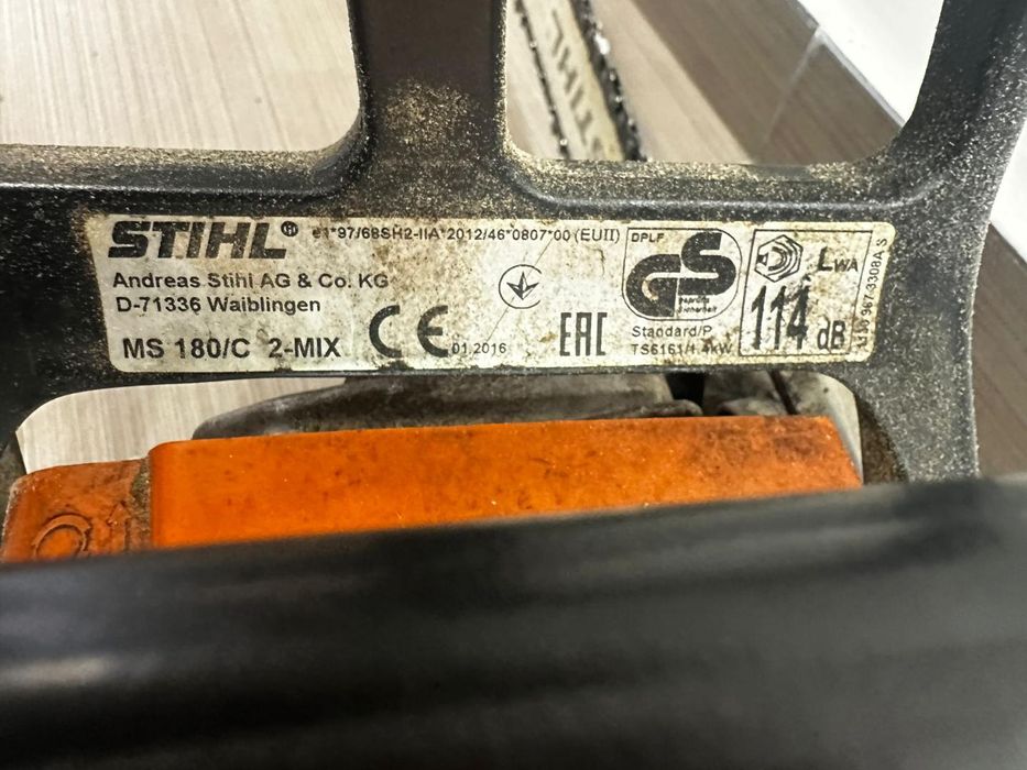 Motofierastrau Stihl MS180 -T-