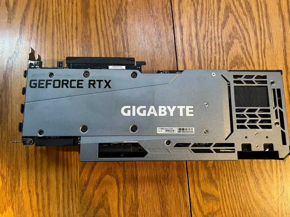 Видеокарта Gigabyte Gaming OC NVIDIA GeForce RTX 3090 24 ГБ GDDR6X ...