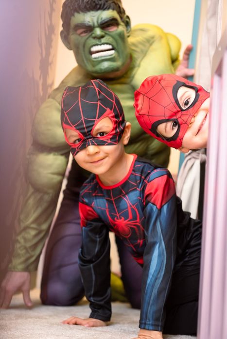 Animatori petreceri copii si Magician