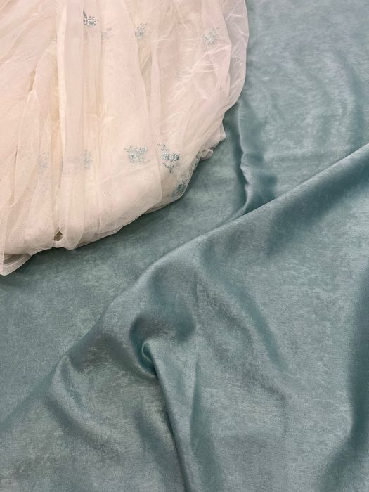 Шторы и тюль б/у